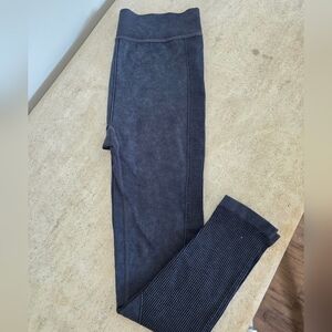 Aeropostale Charcoal Ribbed Leggings